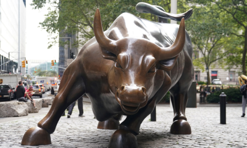 Wall Street má na pokorenie maxím o jeden deň menej