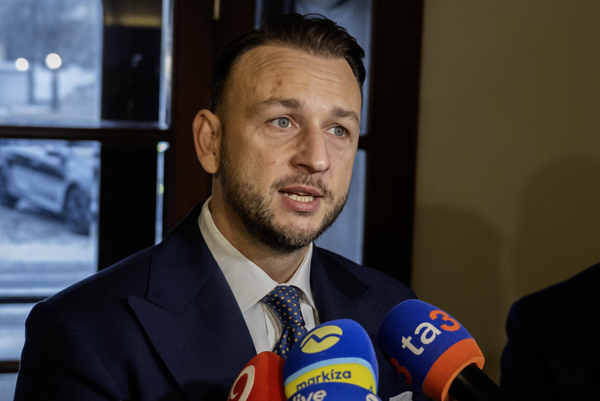 Šutaj Eštok víta návštevu premiéra v USA, Korčok tvrdí, že ide o najhorší signál Šutaj Eštok víta návštevu premiéra v USA, Korčok tvrdí, že ide o najhorší signál