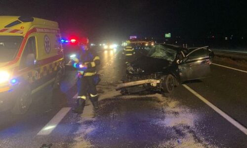 Na D2 pri Stupave smerom do Bratislavy došlo k nehode, polícia odkláňa dopravu