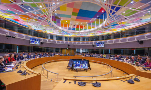 Trumpovy hrozby? Budeme se bránit nátlaku, říká šéf Evropské rady. Svolá mimořádný summit