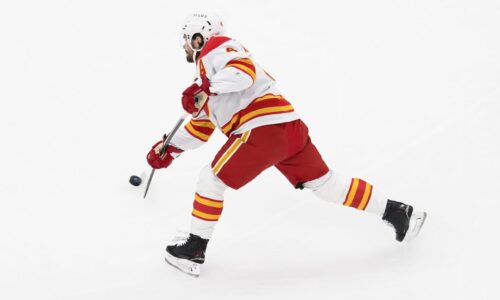 Calgary prišlo o jedného z kľúčových hráčov. Odchádza obranca, ktorý je aj v nominácii na ZOH