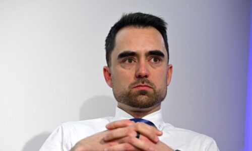 Evropě v AI nesmí ujet vlak, varuje český ambasador. Hlavní brzdou je podle něj byrokracie