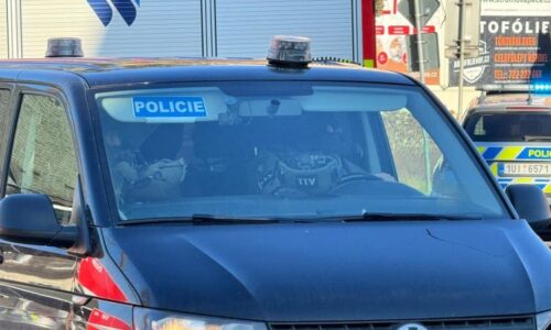 Kdo střílel na Děčínsku? Svědci popsali první detaily o vraždícím útočníkovi, zmínili drogy