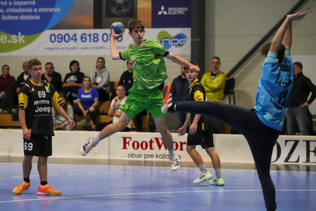 Dorastenci Záhorákov pred štartom tohtoročnej sezóny Dorastenci Záhorákov pred štartom tohtoročnej sezóny