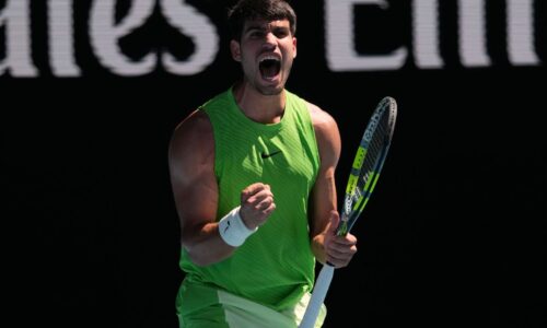 Australian Open: Alcaraz bez problémov postúpil do 3. kola. Medvedev stratil jeden set