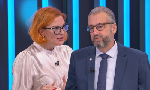 Koaliční roztržka ve studiu: Majerová slíbila konec muniční iniciativy, Růžička to žehlil