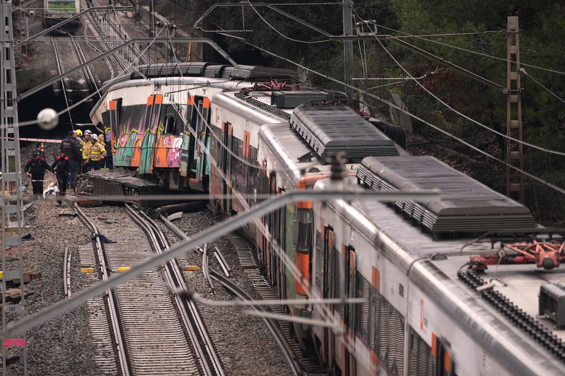 Španielski rušňovodiči chystajú na február trojdňový štrajk, žiadajú zaručenie bezpečnosti po dvoch nehodách Španielski rušňovodiči chystajú na február trojdňový štrajk, žiadajú zaručenie bezpečnosti po dvoch nehodách
