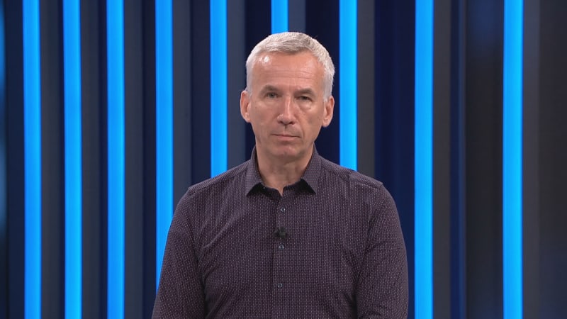 Klvaňa: Trump připomíná milenku, která zveřejňuje soukromé SMS. Nedůstojný je ale i Macron Klvaňa: Trump připomíná milenku, která zveřejňuje soukromé SMS. Nedůstojný je ale i Macron