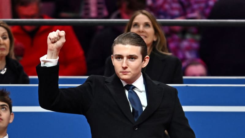 Trumpův syn měl zachránit život přes videohovor. Kamarádce přivolal pomoc Trumpův syn měl zachránit život přes videohovor. Kamarádce přivolal pomoc