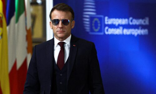 Európa zostáva v otázke Grónska ostražitá a pripravená reagovať, tvrdí Macron. Vyzdvihol jednotnú reakciu EÚ
