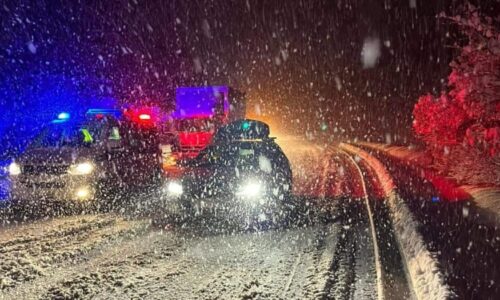 Ledovka ochromila české dálnice: Kvůli nehodám stojí D1 i D2. Jezděte opatrně, apeluje policie Ledovka ochromila české dálnice: Kvůli nehodám stojí D1 i D2. Jezděte opatrně, apeluje policie