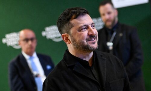 Kľúčovou otázkou je Donbas, povedal Zelenskyj pred rokovaním s Rusmi a Američanmi