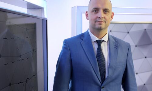 KDH žiada pre situáciu okolo čínskeho špióna zvolanie mimoriadneho výboru parlamentu KDH žiada pre situáciu okolo čínskeho špióna zvolanie mimoriadneho výboru parlamentu