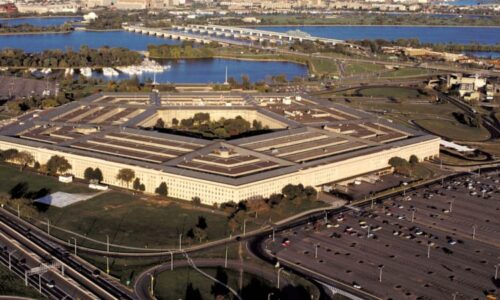 Nový vojenský plán USA volá po razantní změně, kromě Grónska zmiňuje i Panamu. Co chybí?