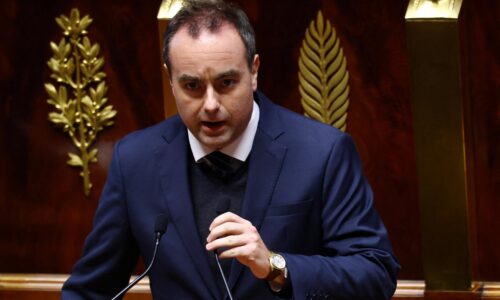 Špeciálna daň pre bohatých vo Francúzsku narazila. Štát vybral o miliardu a pol menej ako pôvodne plánoval