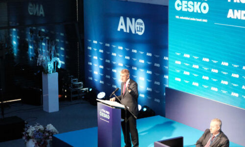 ANO postaví do prezidentských voleb společného kandidáta s Motoristy a SPD, řekl Babiš