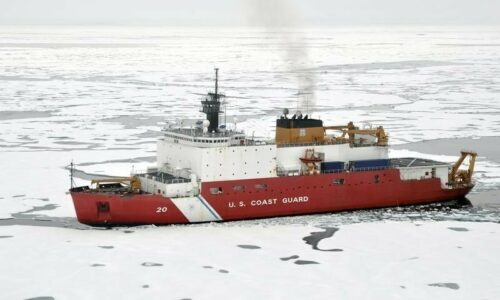 Moskva má stovku ľadoborcov, Washington tri a jeden z nich je schátraný. Američania sa snažia dohnať zameškané