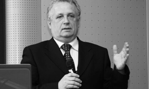 802999_img_2137-640x420.jpg Vo veku 68 rokov zomrel biochemik a bývalý predseda SAV Jaromír Pastorek