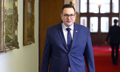 Lipavský o Macinkovi: Udělal sadistickou prasárnu. Exministr objasnil otázky kolem neziskovek