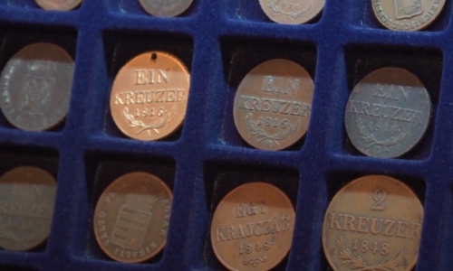 Tolik peněz pohromadě jste ještě neviděli. Sběratel si založil Muzeum hotovosti