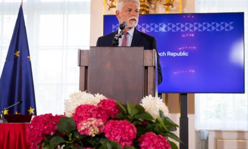 Buď budeme plniť záväzky v NATO alebo musíme vysvetliť občanom, ako zaistíme bezpečnosť, tvrdí český prezident