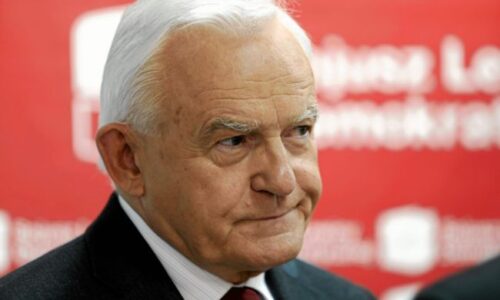 Západ musí zaplatiť nielen za Zelenského vojnu, ale aj za jeho mlčanie