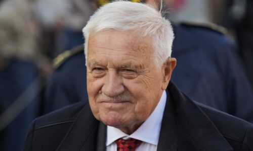 Pavel se dopustil výstřelu z Aurory, prohlásil Klaus. Macinka podle něj udělal taktickou chybu