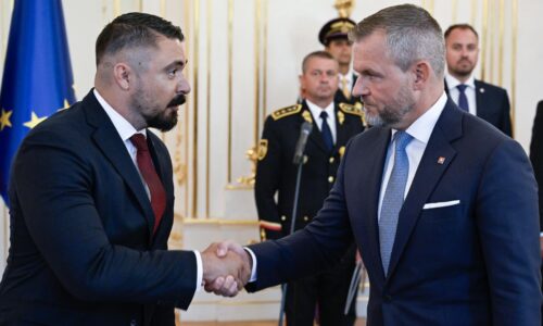 Prezident začal disciplinárne konanie voči šéfovi SIS Pavlovi Gašparovi