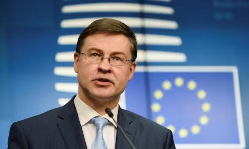 EÚ potrebuje digitálne euro, aby znížila závislosť od USA, tvrdí eurokomisár pre hospodárstvo