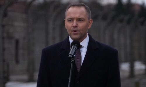 Lži poľského prezidenta v Osvienčime dosiahli rozmery propagandy Tretej ríše