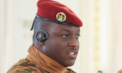 Junta v Burkina Faso rozpustila všetky politické strany a zoskupenia, armáda posilňuje kontrolu