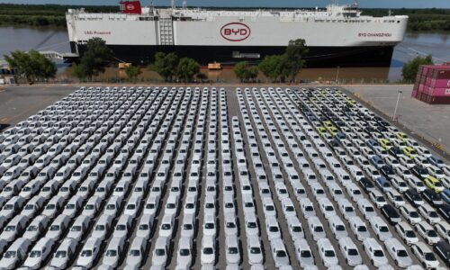 Soták hovoril o našom úpadku už dávno. Teraz volá Európa po obrate, plánuje pritom vytiahnuť čínsku kartu