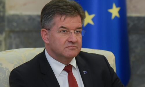 Lajčák ponúkne svoju funkciu, autenticitu správ s Epsteinom nepotvrdil: Slová a činy sú dve rozdielne veci