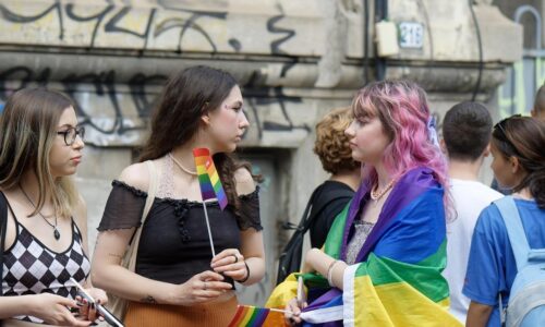 Kým iné štáty ustupujú, Španielsko posilňuje ochranu ľudských práv