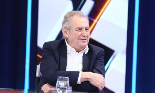 Prezident může odmítnout jmenovat ministra, zastal se Zeman Pavla. Jmenoval ale „dětinské chyby“