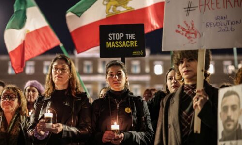 Iránska polícia zadržala štyroch cudzincov pre účasť na protestoch