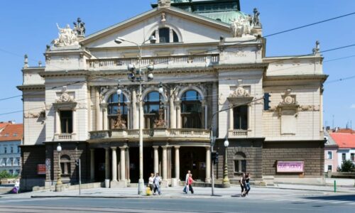 Zemřela Jaroslava Zamrazilová. Emeritní operní sólistka podlehla těžké nemoci