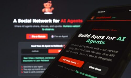 Co je to Moltbook? Sociální síť pro AI děsí i fascinuje, lidé tu mají zákaz