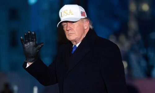 Trump naznačil snahu prevziať kontrolu nad voľbami od amerických štátov