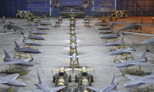 Jaderné rozhovory mezi USA a Íránem: Dokáží připravovaná jednání zabránit americkému úderu?