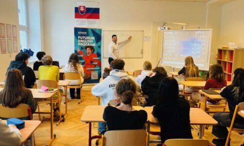 Študenti stredných škôl sa vžijú do úloh europoslancov, komisárov a zástupcov členských štátov