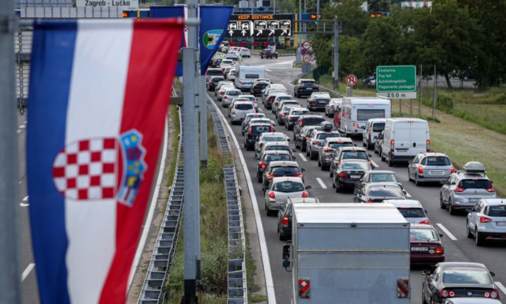 Chorvatské dálnice čeká revoluce. Tradiční mýtné brány brzy zmizí