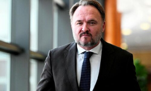 Európska komisia podporí členské štáty v boji proti krátkodobým prenájmom, potvrdil eurokomisár jorgensen