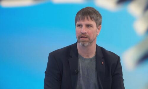 Kolář: „Válka“ vyhovuje Pavlovi i Babišovi. Prezident na motorce během krize? Je to blázinec