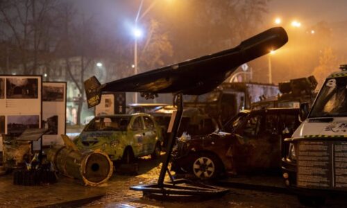 Musk vypnul internet vražedným dronům. Rusové mu za to hrozí vesmírnou atomovou bombou