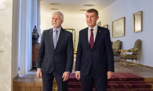 Český prezident Pavel sa na Pražskom hrade stretol s Babišom