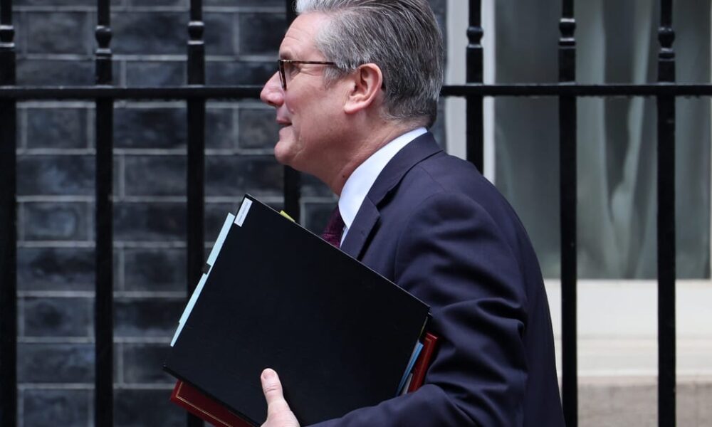 How to topple the British prime minister in 5 easy steps – POLITICO