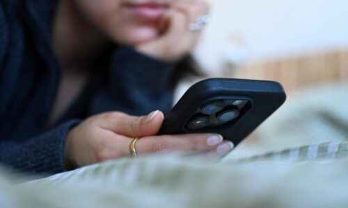 Prečo by sme si mali pravidelne dopriať digitálny detox a ako začať bez stresu a výčitiek