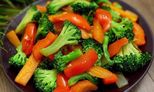 Rezept für köstliches frittiertes Gemüse in 5 Minuten! Schnell und einfach!