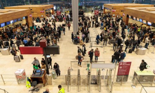 Prevádzka letiska v Berlíne zostáva prerušená pre poľadovicu a mrznúci dážď